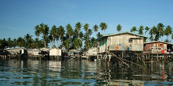 Water village Borneo 