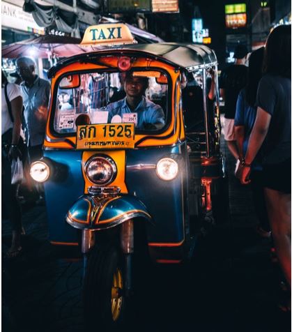 Tuc tuc in Asian city