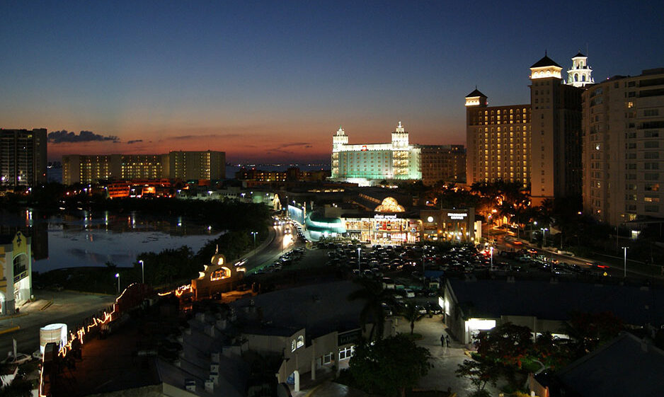 Sunset in Cancun