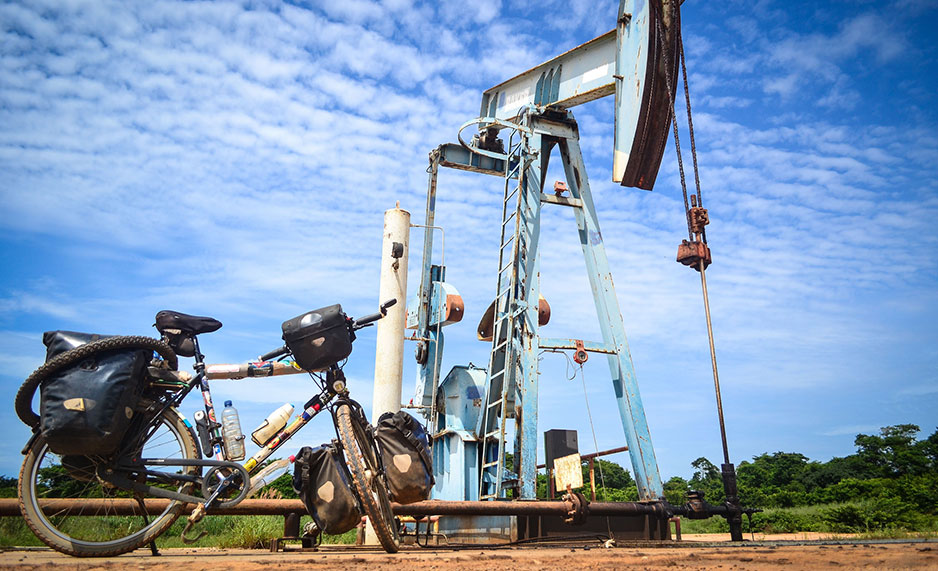 An oil pump in the Zaire region of Angola