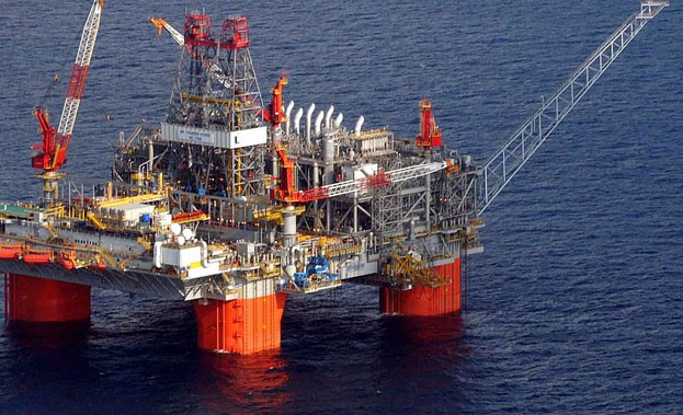 Oil platform
