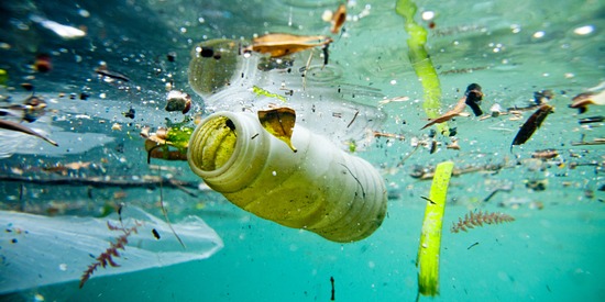 Marine litter. Photo: UNEP, Cristophe Launay/Race for Water 2015