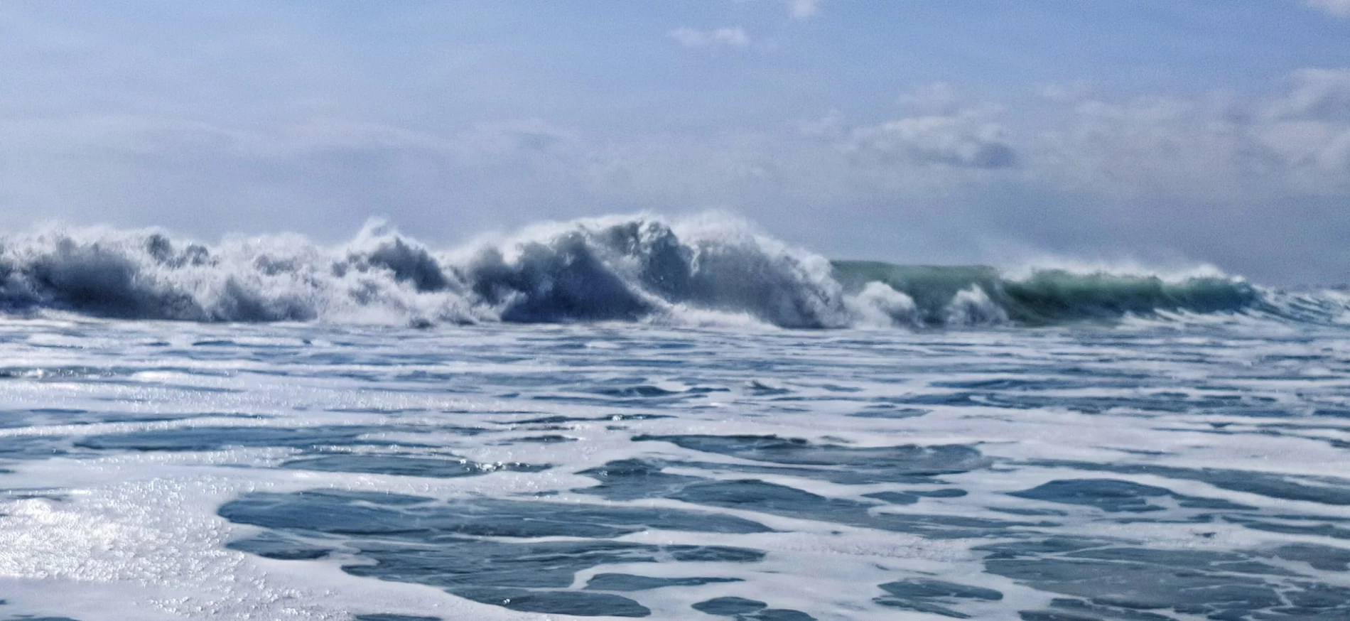 wave
