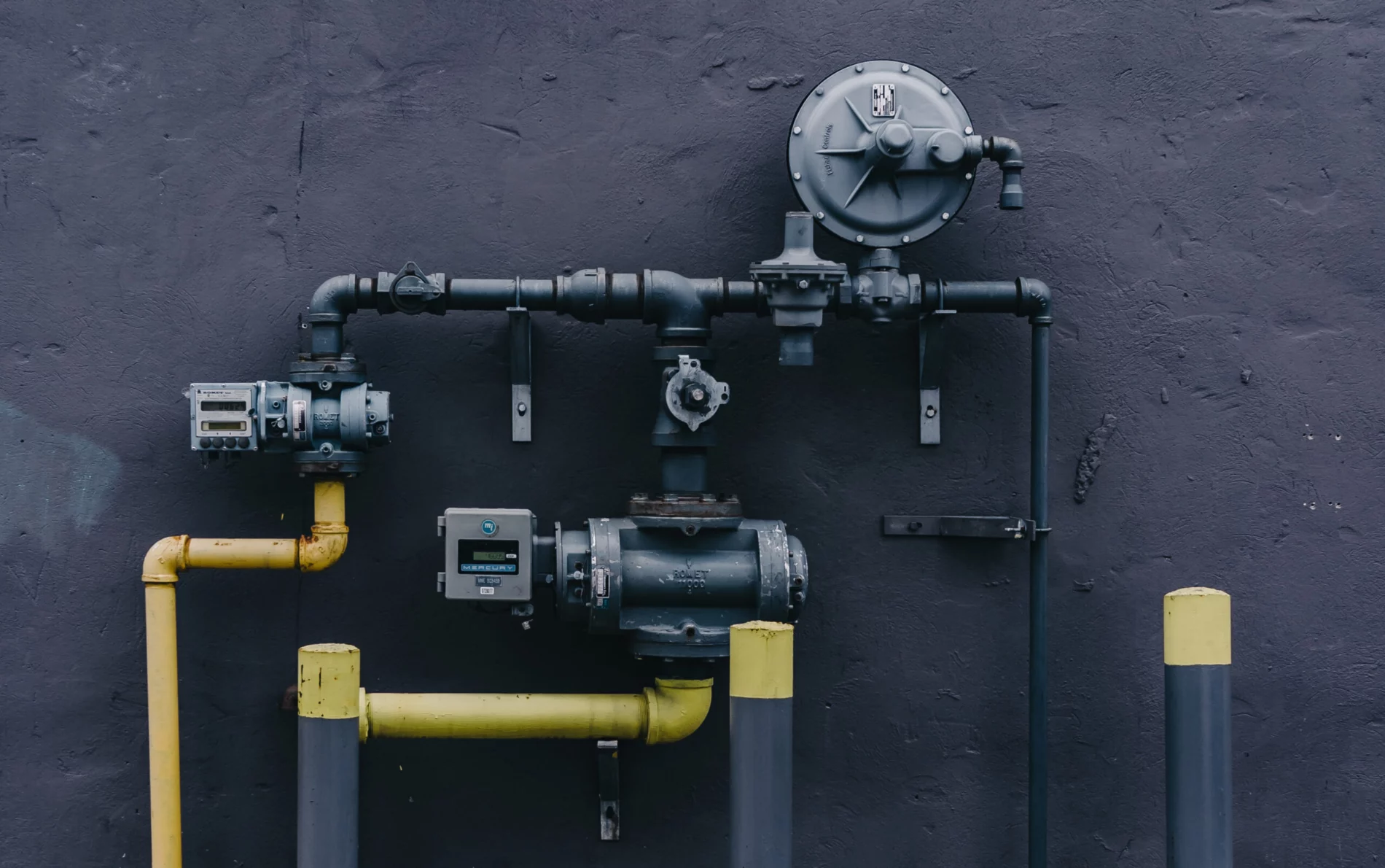 Black and yellow water pump system