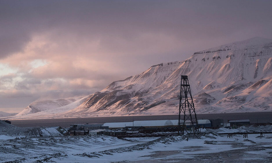 Arctic mining town