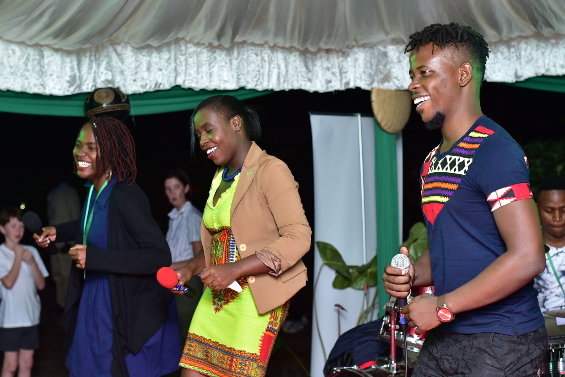 Young people doing a jig at the SEI Science Forum hosted by SEI Africa in Nairobi, Kenya, October 2019