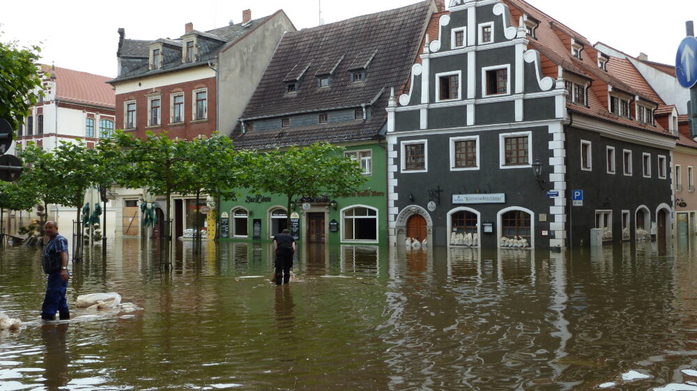 In 2013, flooding from the Elbe River devastated the German town of Meiβen