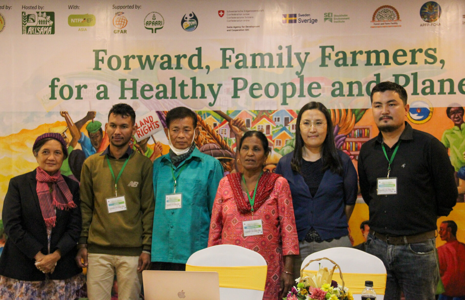 Small-scale farmers in Southeast Asia share knowledge to build climate resilience