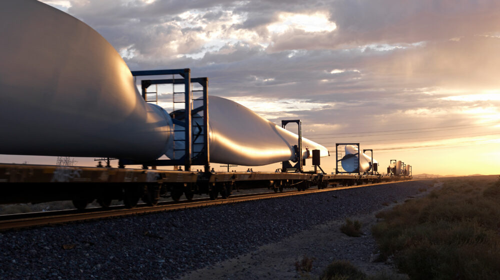 wind turbine blades on train, Australia / Michael Hall / Getty