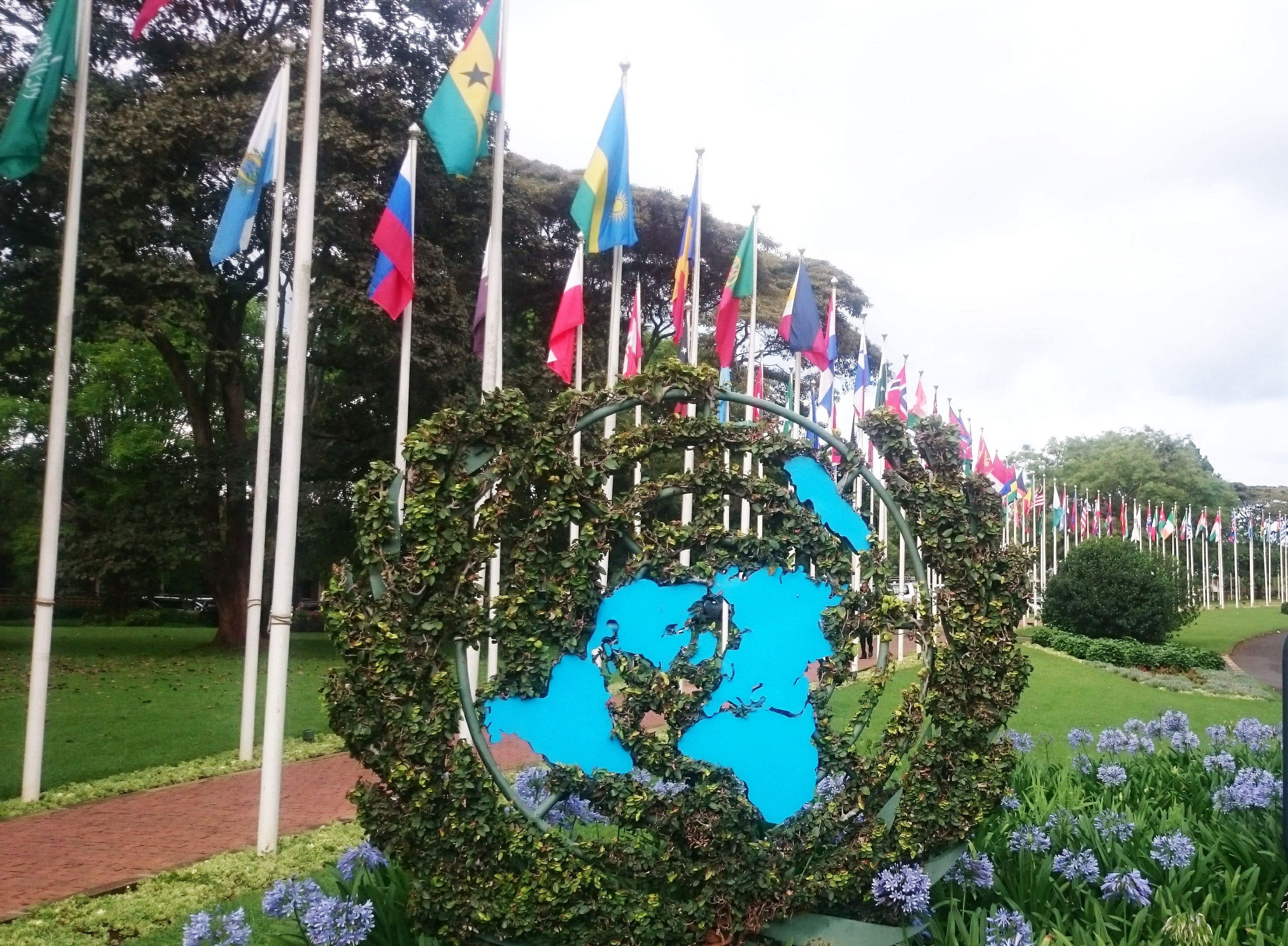 Entrance to the UN office in Nairobi, Kenya. Photo: Ylva Rylander / SEI.