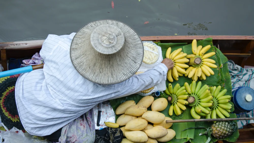 Floating market