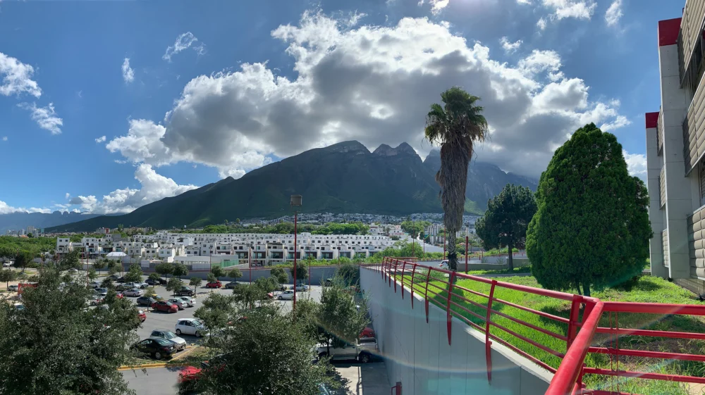 Universidad del Valle de México - Monterrey Cumbres Campus, Monterrey, México