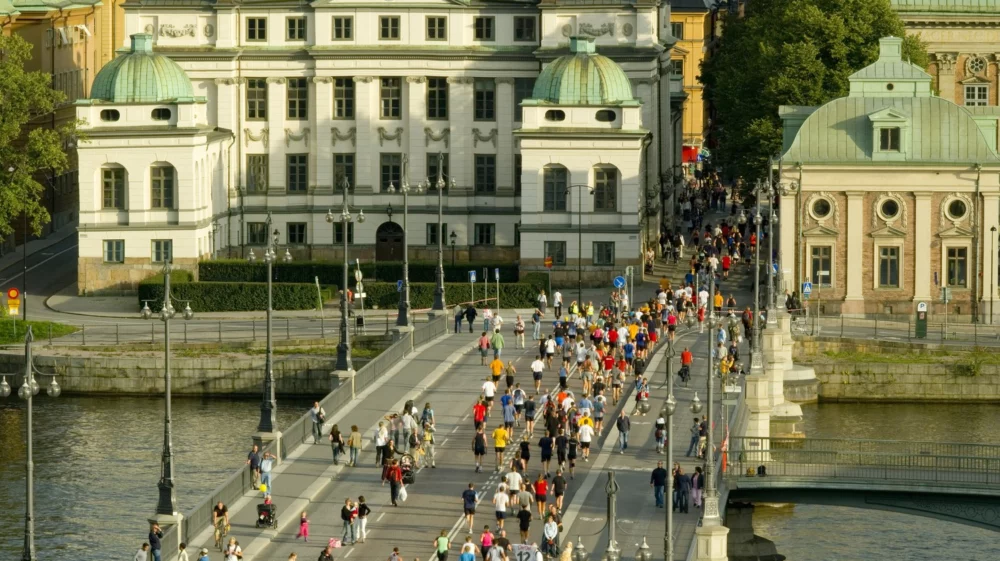 Stockholm marathon race on Vasabron.