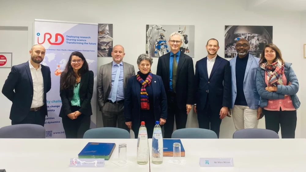 Representatives from SEI and IRD at the signing ceremony in Brussels.