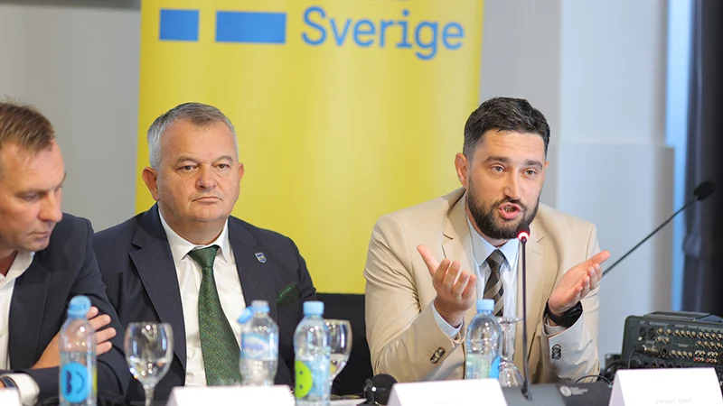 Vedad Jusić, Mayor of Breza Municipality gives some key reflections at the side event.