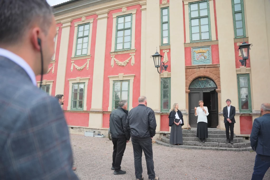 In front of Mariedal Castle.