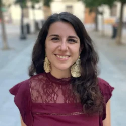 Paula Sevilla-Núñez